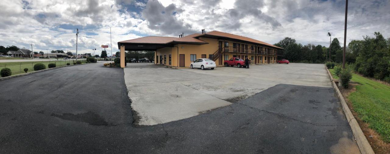 Motor Inns Of America Madisonville 外观 照片