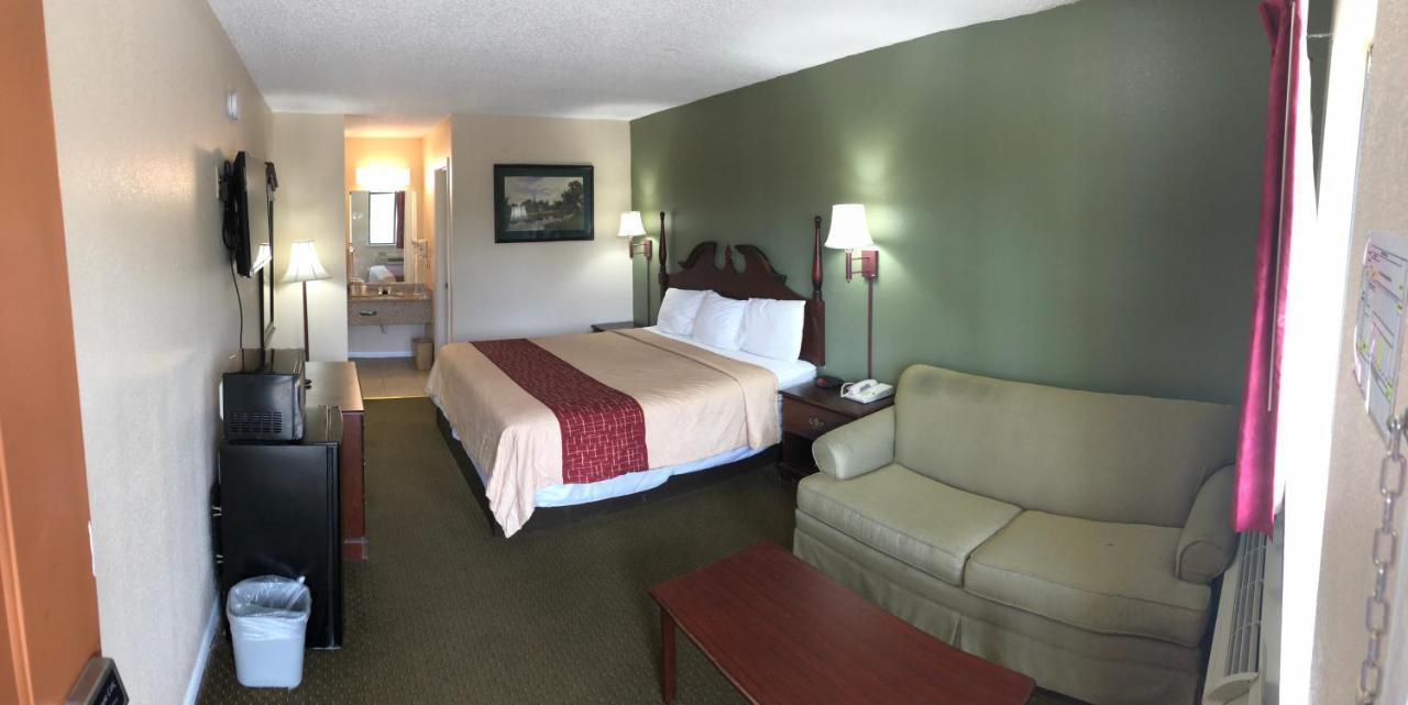 Motor Inns Of America Madisonville 外观 照片