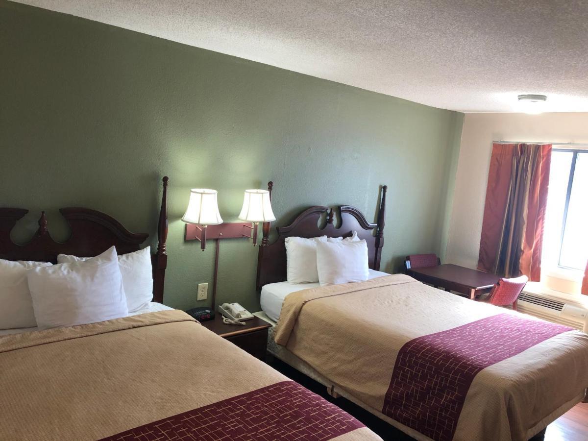 Motor Inns Of America Madisonville 外观 照片